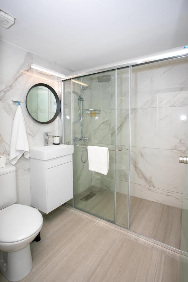 Les Palmiers Sunorama Beach Apartments Larnaca Bagian luar foto